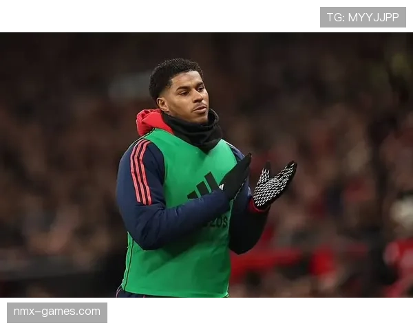 曼联队内竞争升级,新援表现抢眼老将将迎来挑战 曼联队内竞争升级,新援表现抢眼老将将迎来挑战