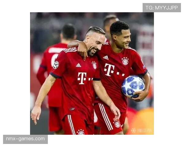 格纳布里与科曼竞争拜仁主力位置，近期表现稳健