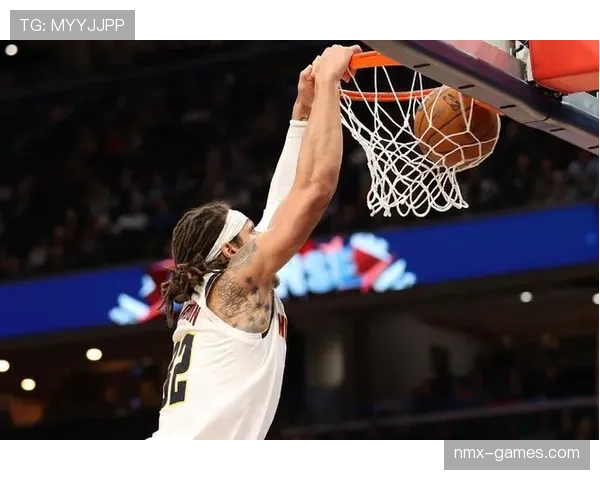 本·戈登无球跑动拉开空间 提升球队三分效率与威胁