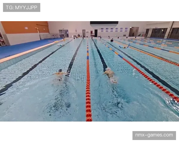 瑞安·洛赫特家里泳池比别人家客厅还大，结果他天天在家练蝶泳？